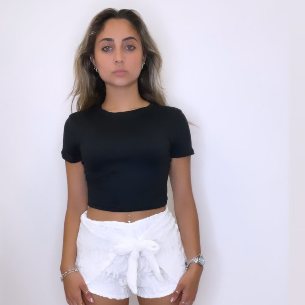 Black Women's Casual Basic Short Sleeve Slim Fitted Crop Tee Top